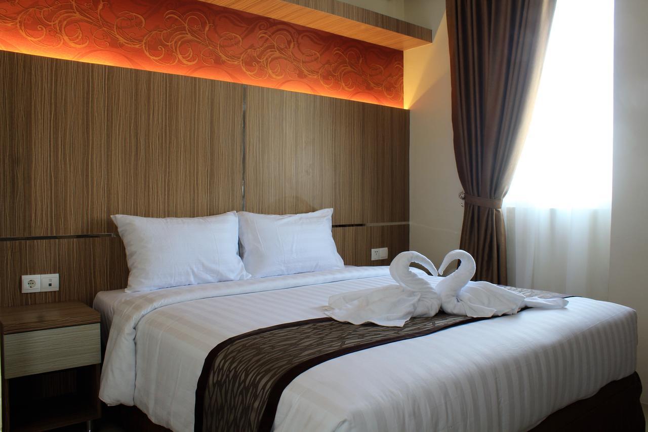 Amadeo Hotel Duri Buitenkant foto