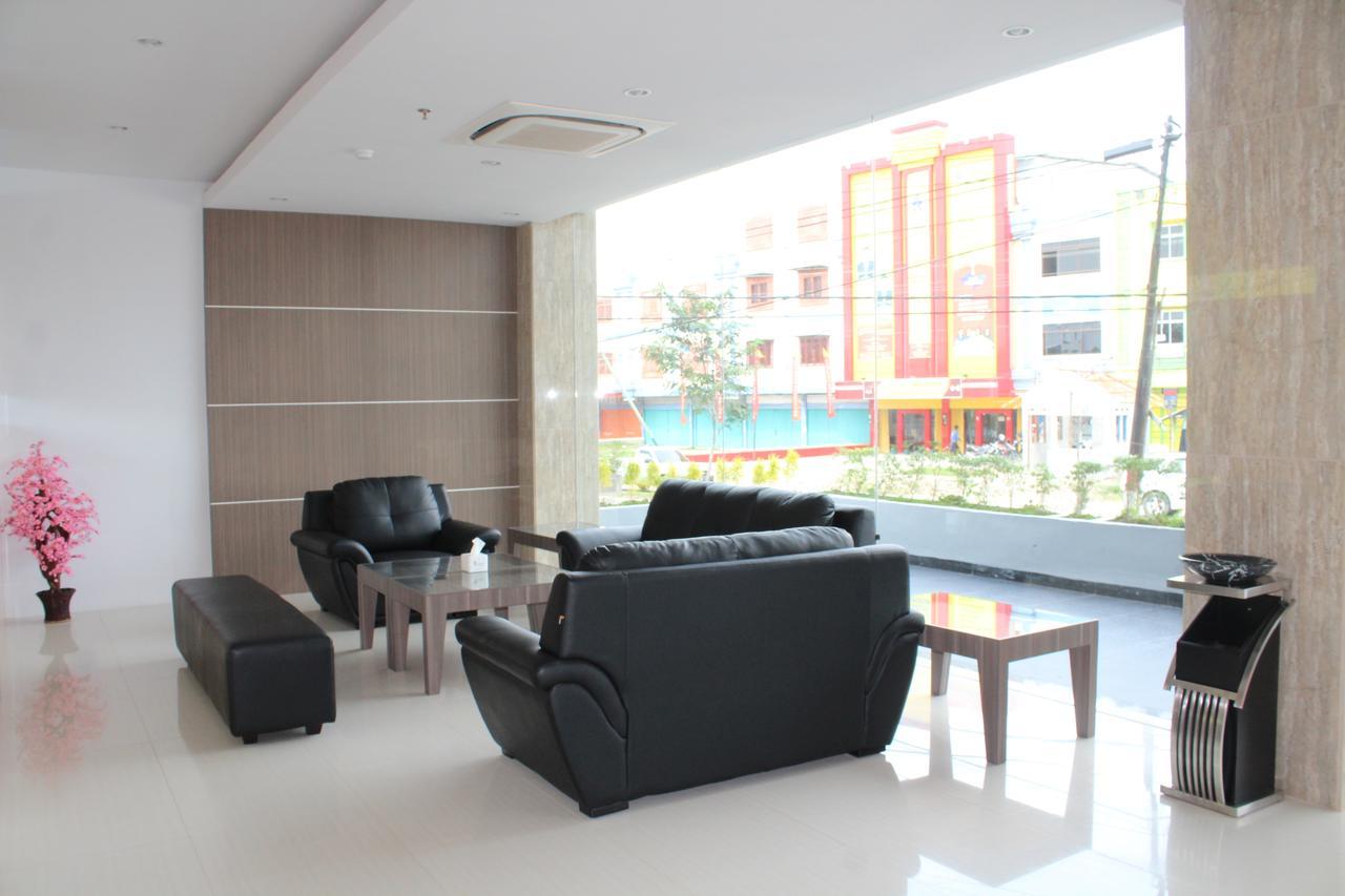 Amadeo Hotel Duri Buitenkant foto