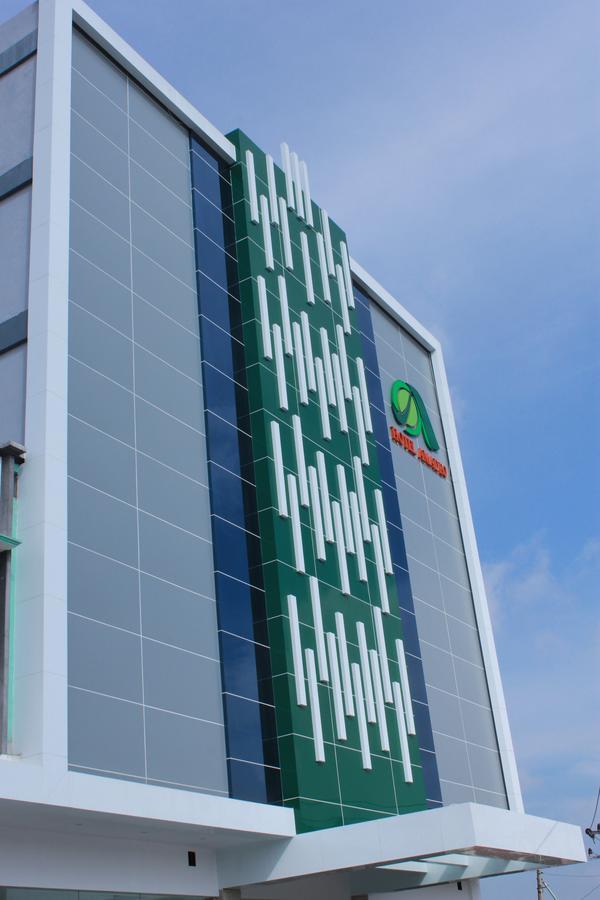 Amadeo Hotel Duri Buitenkant foto